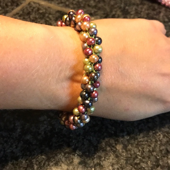 All things fall  pearl bracelet - Picture 6 of 8